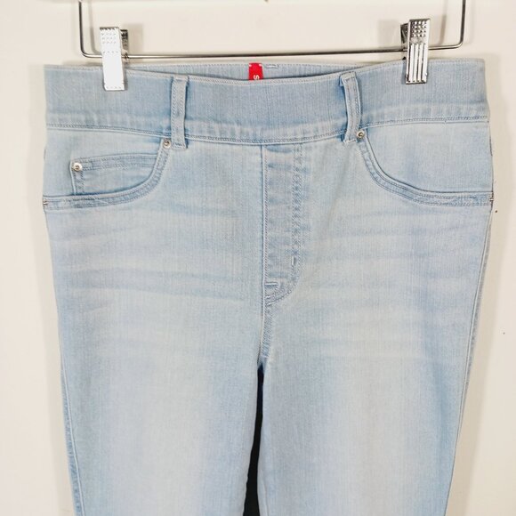 Spanx Light Wash, High Rise, Flare Leg, Pull On Sculpting Jeans, Size Small - Picture 5 of 16